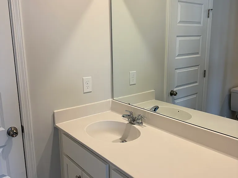 142 Talladega Dr — Photo 23
