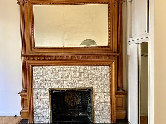 3rd image of 112 W 80th St #4F