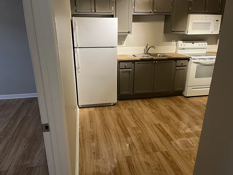 118A N Poole St — Photo 7