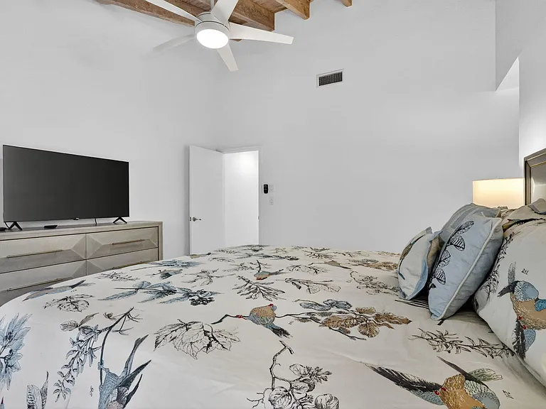 804 Foxpointe Cir — Photo 39