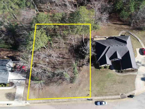 3406 Cedarhurst Dr SW, Decatur, AL 35603
