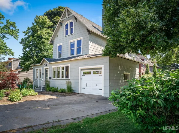 602 Spruce St, Marquette, MI 49855