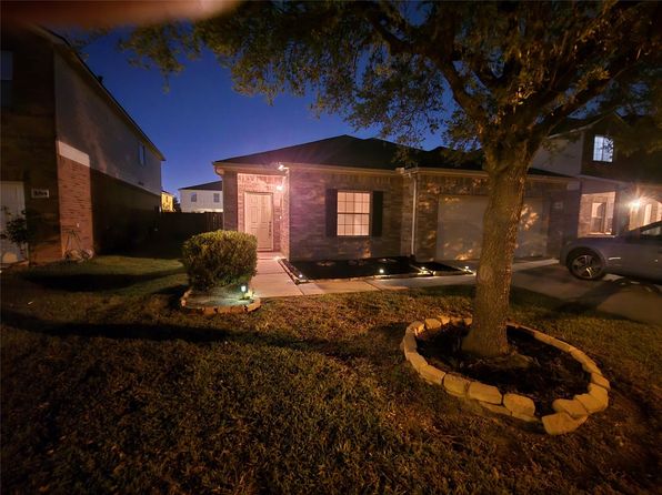 6702 Castle Terrace Ct