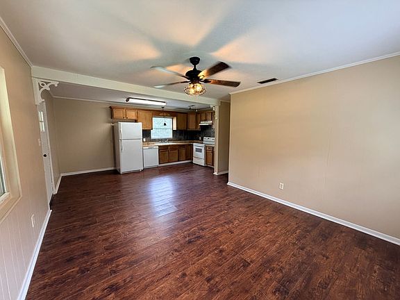 5th image of 304 Simpson St