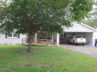 395 Chatham St, Newport, NC 28570