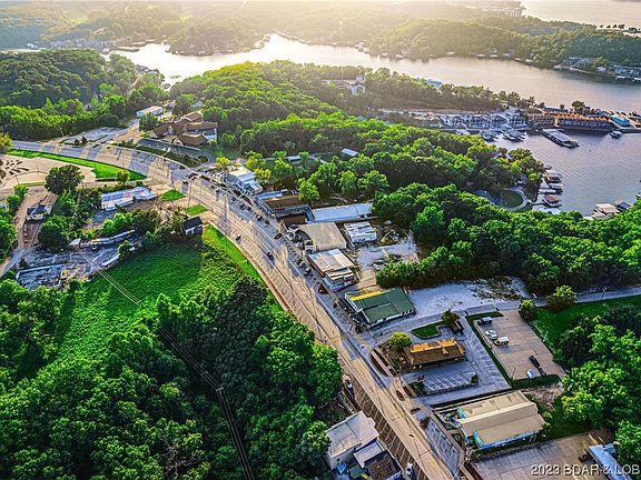 5th image of 1484 Bagnell Dam Blvd