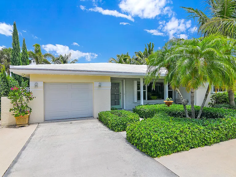 3211 Karen Dr — Photo 24