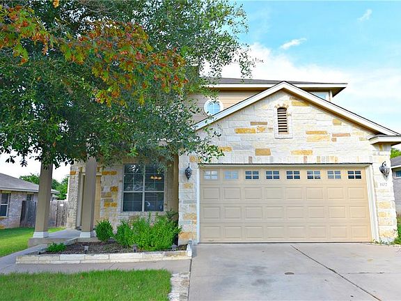 3rd image of 1102 Burgess Dr