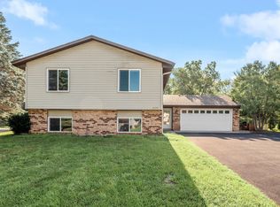 4750 Narvik Dr, Eagan, MN 55122