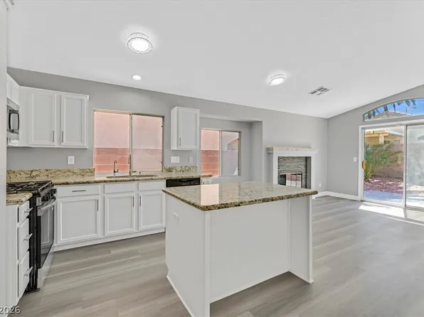 7019 Wine River Dr, Las Vegas, NV 89119
