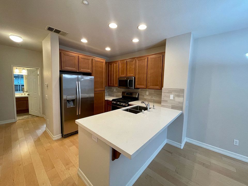 16916 Hutchins Lndg UNIT 61, San Diego, CA 92127 | Zillow