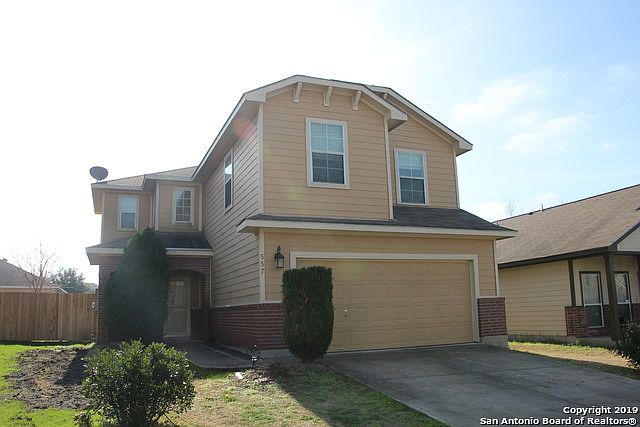 1st image of 557 Stonebrook Dr