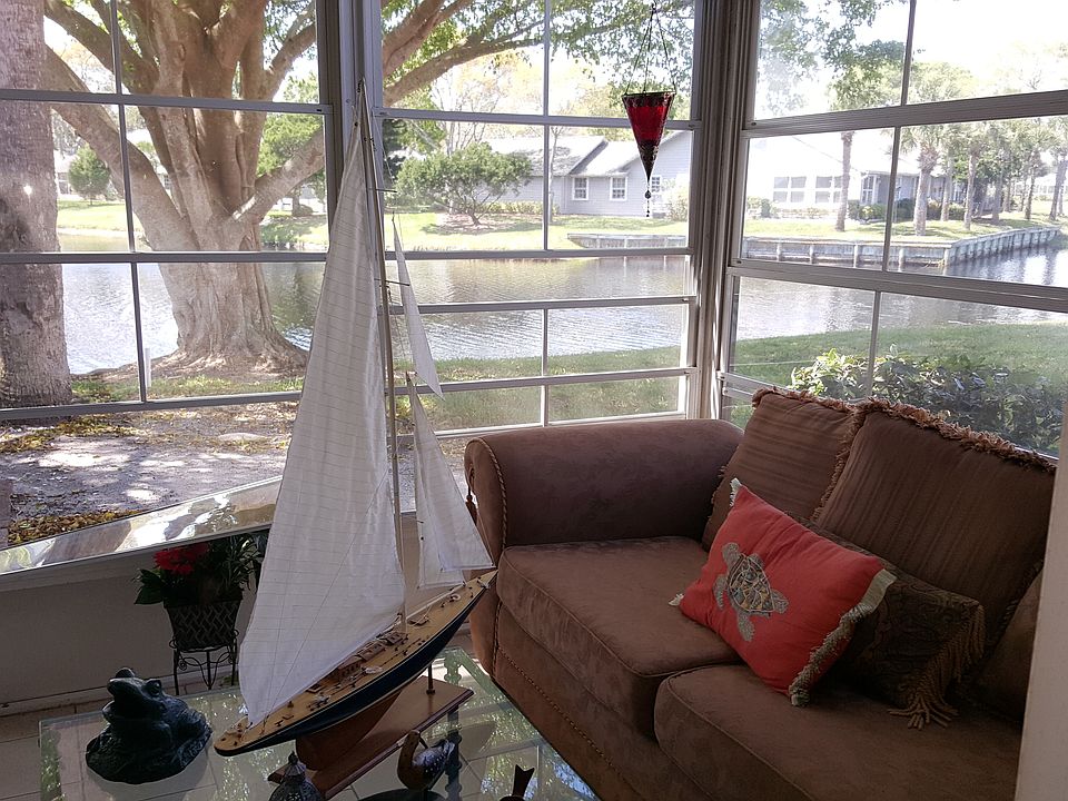 1st image of 779 Pine Island Dr