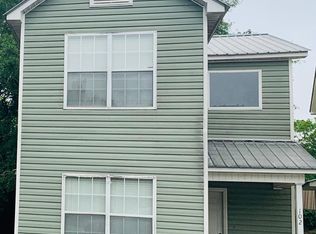 102 Timbers Dr, Dothan, AL 36301