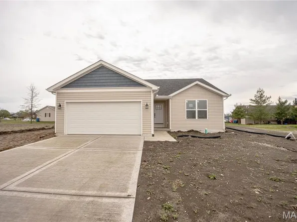 556 Somerset Dr, Granite City, IL 62040
