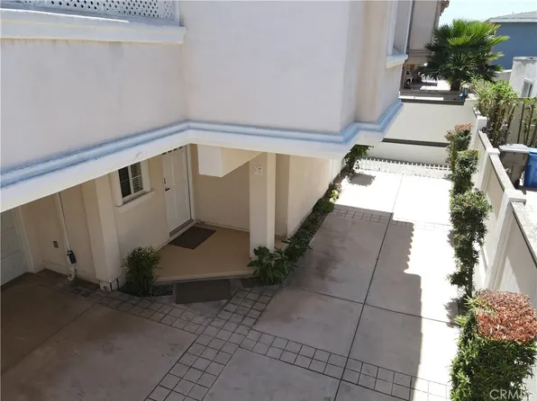 2514 Vanderbilt Ln, Redondo Beach, CA 90278