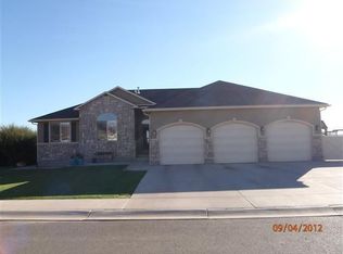 1141 Park Ridge Dr, Roosevelt, UT 84066