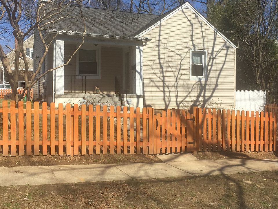 2nd image of 3900 Oglethorpe St