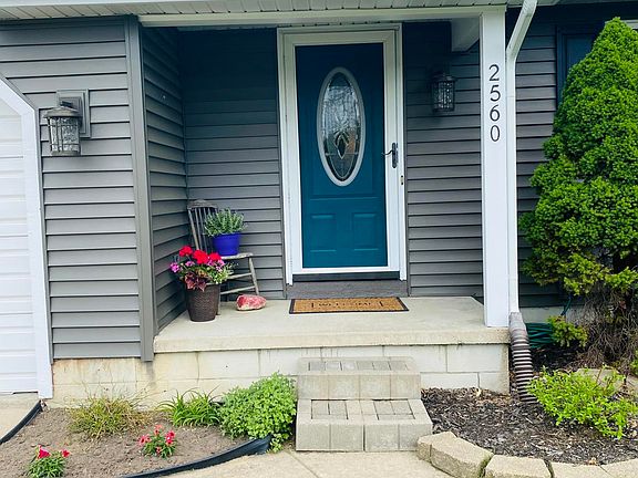 3rd image of 2560 Lanier Dr