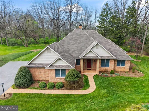 315 Rocherty Rd, Lebanon, PA 17042