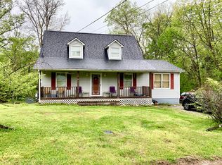 1141 Lakeshore Dr, Burnside, KY 42519