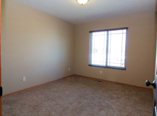 6618-6620 L Avenue Pl, Kearney, NE 68847