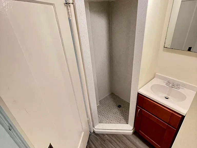 2732 Hillegass Ave #4 — Photo 9