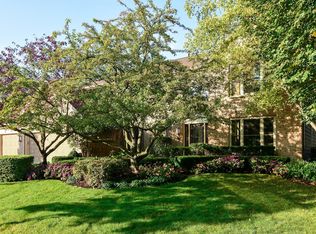 2194 Brandywyn Ln, Buffalo Grove, IL