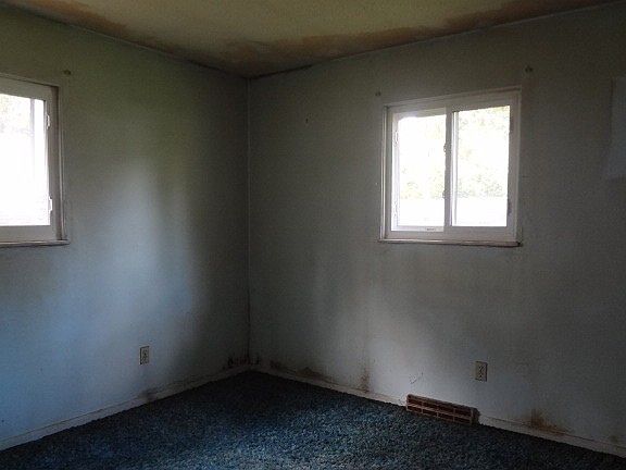 2nd image of 4118 Jamesway Dr