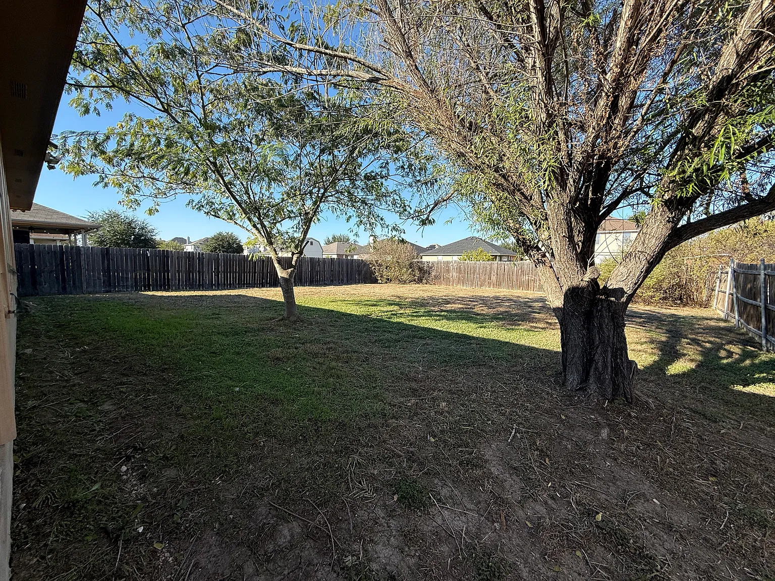 4 bed, 1699 sqft, $1,800 — Photo 3