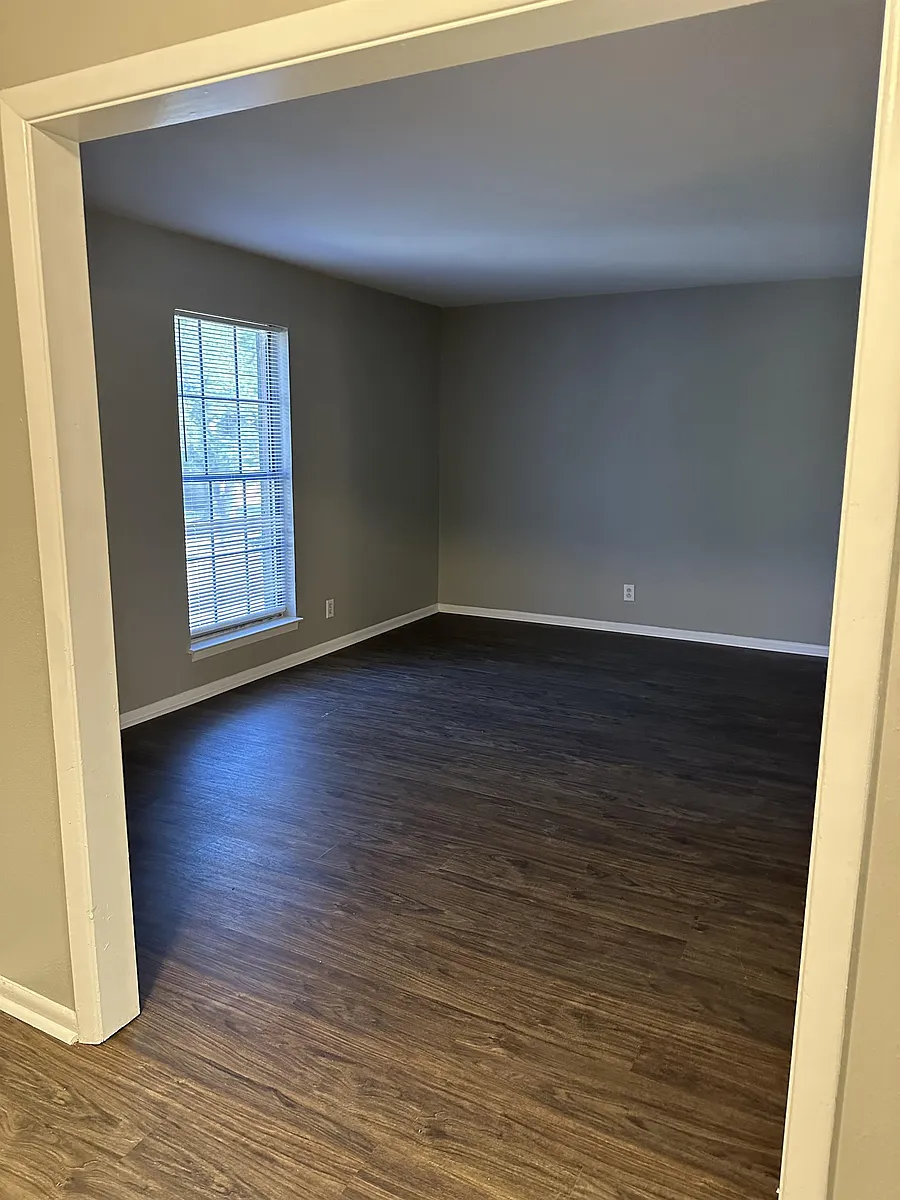 Building Photo - 2275 Harrison Ave #14
