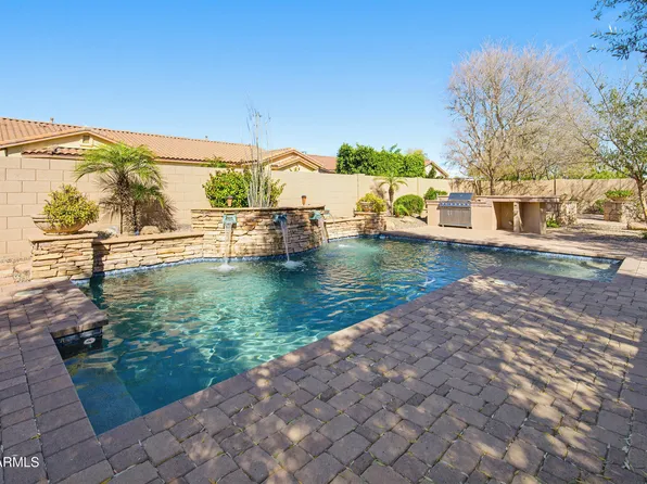 2406 E GLACIER Place, Chandler, AZ 85249