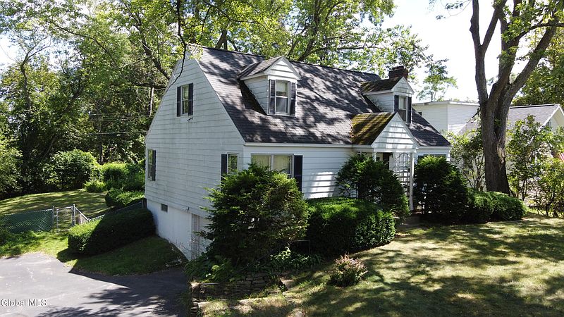 5th image of 1128 Hedgewood Lane