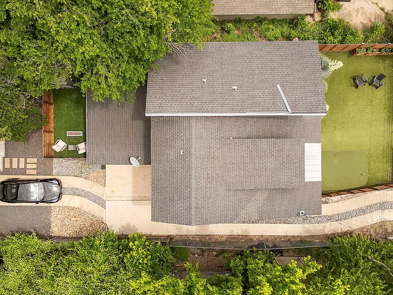5204 Samuel Huston Ave — Photo 38