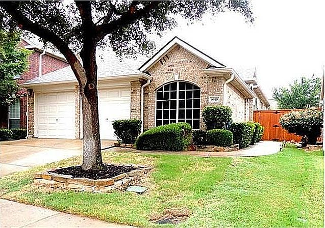 2nd image of 8019 Dogwood Ln