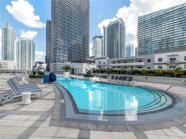 999 SW 1st Ave APT 2101, Miami, FL 33130