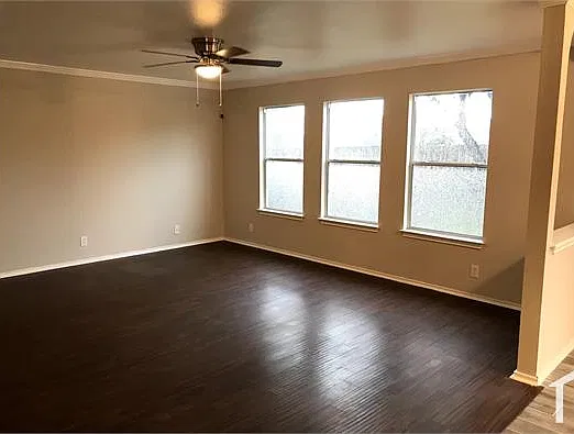4 bed, 2865 sqft, $3,000 — Photo 2