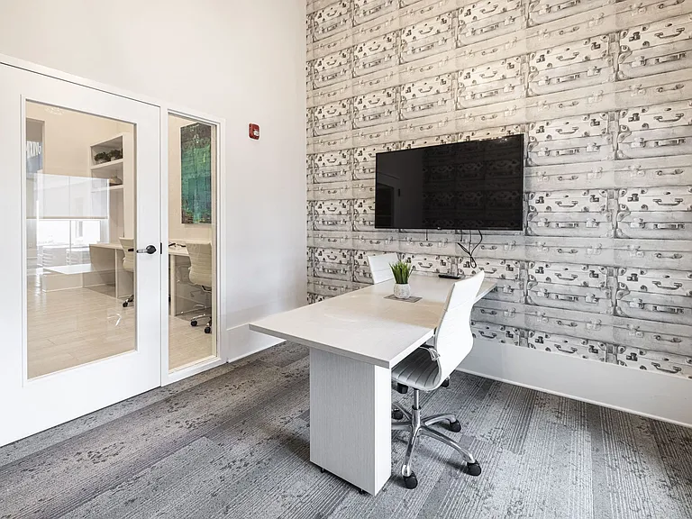 The Tyde Apartments — Photo 24