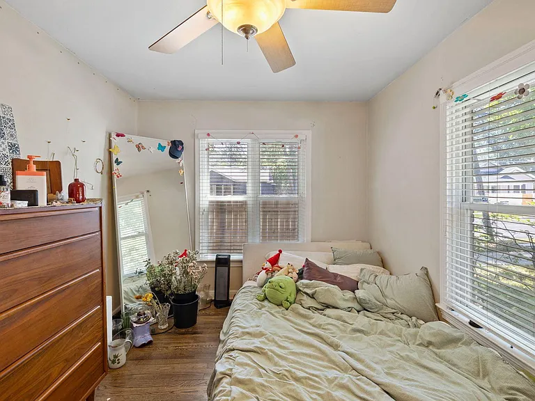 3801 Avenue G #A — Photo 10