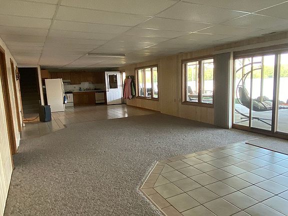 2nd image of 3692 S Sherman Ave