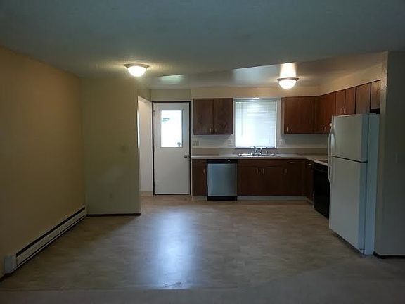 2nd image of 17511 5th Avenue Ct E
