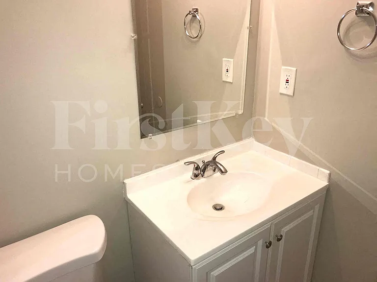 1023 Park Gate Pl — Photo 7