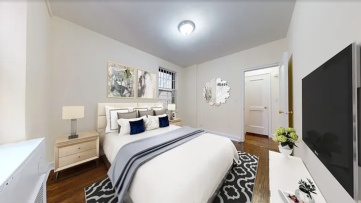 Rented by Bond New York | media 18