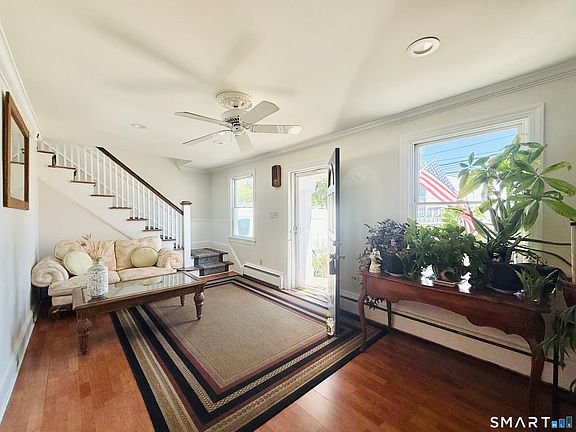 4th image of 638 Hope Street #4