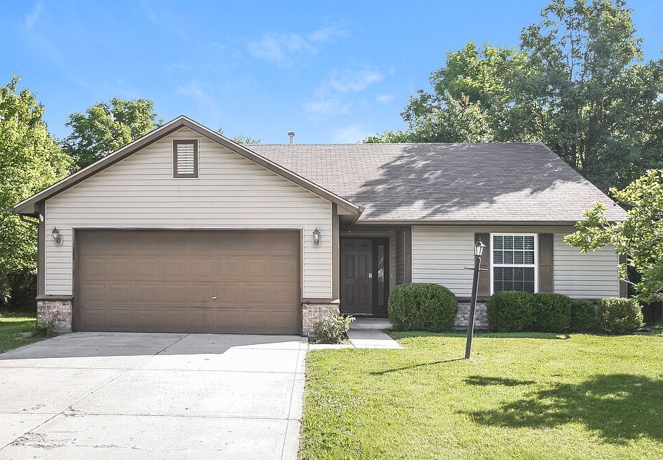 1st image of 12044 Pepperwood Dr