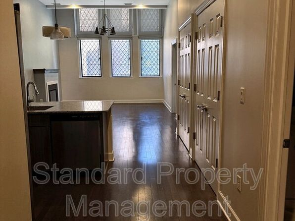 128 Pearl St #2