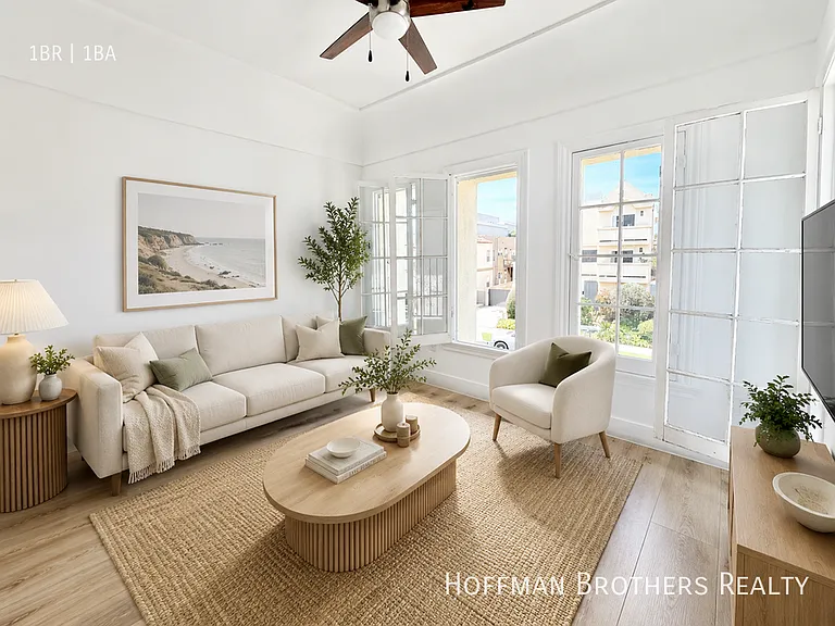834 S Orange Grove Ave #7 — Photo 1