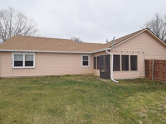 3rd image of 7719 W Old Oakland Boulevard West Dr