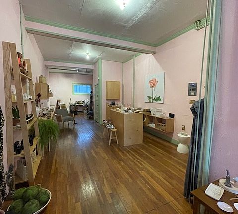 3rd image of 327 Main St #327