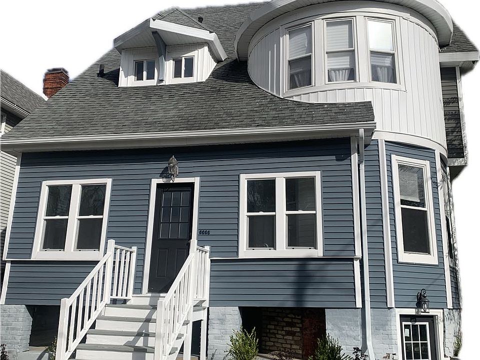 1st image of 208 N Linn St